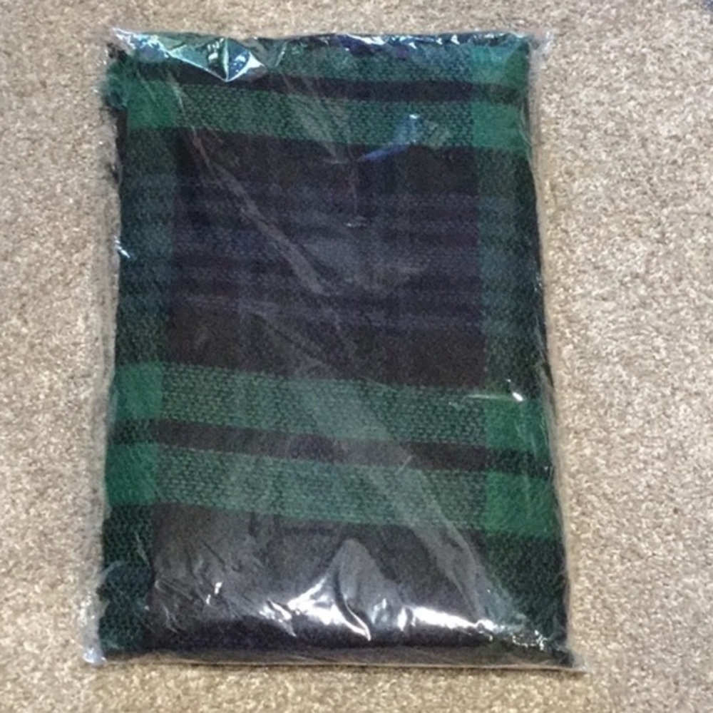 🆕Versatile patterned scarf, multiple patterns NWT - image 8